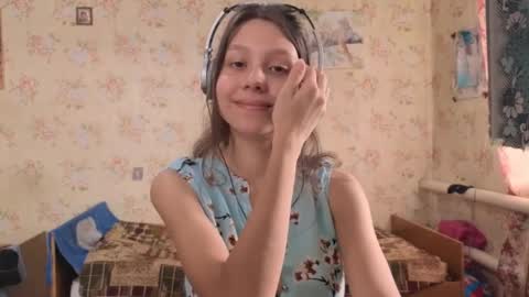 Snapshot of kamisalling chatting on October 8, 2025, 6:33 am Mari Simmons online show from October 8, 2025, 6:33 am