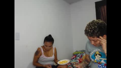 kammy   y   camila online show from April 17, 2026, 12:30 pm