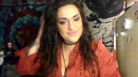 kandirain online show from November 11, 2025, 1:33 pm