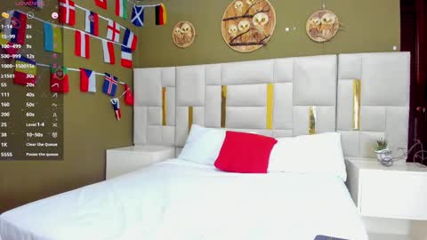 hello  Im Danni online show from February 23, 2025, 2:46 pm