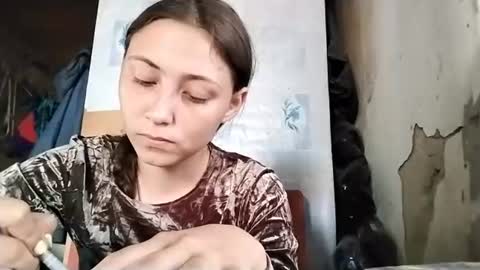 Eva online show from June 12, 2026, 4:06 pm