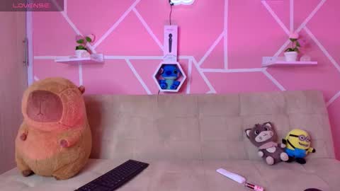 kaoriille online show from October 28, 2025, 10:34 pm