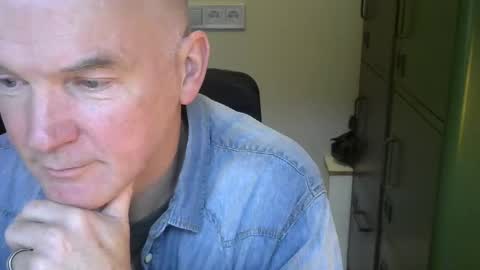 Snapshot of kapitein_rob chatting on December 7, 2024, 2:24 pm Robbie online show from December 7, 2024, 2:24 pm