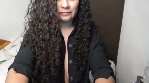 Snapshot of kara__gower chatting on February 6, 2025, 11:48 pm kara online show from February 6, 2025, 11:48 pm