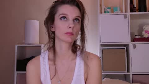 Julia online show from March 24, 2026, 8:58 pm