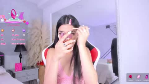 Karely online show from April 18, 2026, 3:05 pm