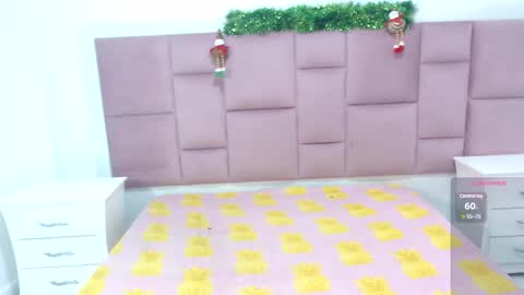 Snapshot of karen_davids chatting on December 21, 2024, 11:11 am karen online show from December 21, 2024, 11:11 am