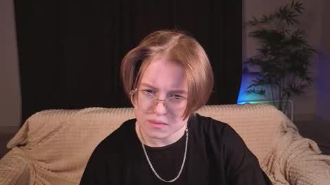 Karen online show from March 8, 2026, 1:14 am