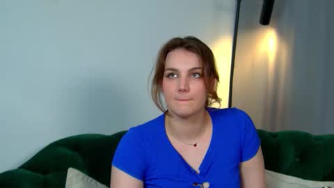 Karen online show from September 10, 2025, 6:19 pm