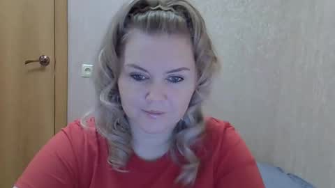 karennelsonx online show from November 20, 2025, 12:38 pm