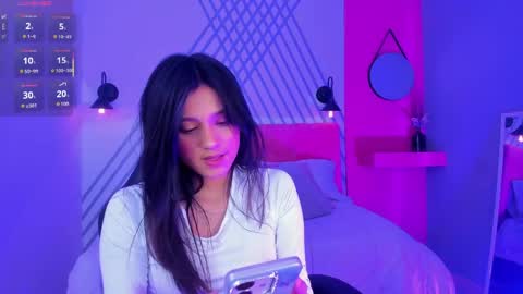 Kari  online show from April 16, 2026, 1:01 pm