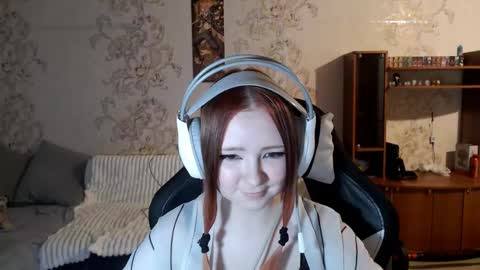 Snapshot of karicynthia chatting on September 26, 2025, 4:22 pm Lisa Backler online show from September 26, 2025, 4:22 pm