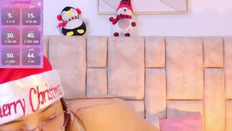 kariina_wong online show from December 4, 2025, 8:28 pm
