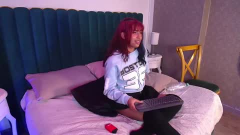 Karina online show from January 31, 2025, 9:48 am