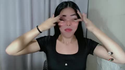 Snapshot of karina_fuckdoll chatting on January 29, 2025, 3:15 pm I AM BELLE online show from January 29, 2025, 3:15 pm