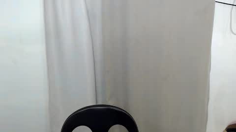 karina online show from October 4, 2025, 4:32 am