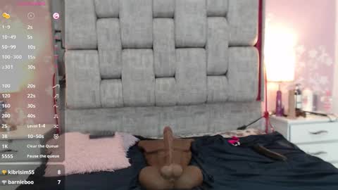 Snapshot of karinasimonz chatting on December 19, 2024, 11:14 pm KarinaSimonz online show from December 19, 2024, 11:14 pm