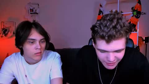 Karl online show from November 2, 2025, 9:44 am