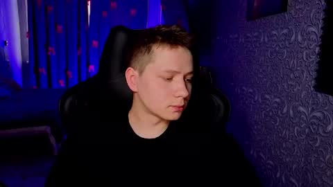 Snapshot of karl_night_ chatting on February 25, 2026, 5:39 am karl night online show from February 25, 2026, 5:39 am