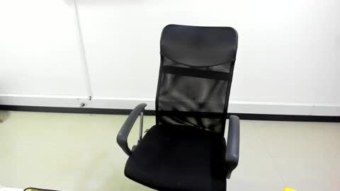 karla_cg online show from March 11, 2025, 7:47 pm