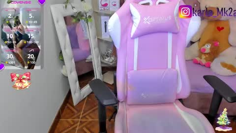 Snapshot of karla_cutee1 chatting on December 4, 2024, 6:39 pm karla online show from December 4, 2024, 6:39 pm