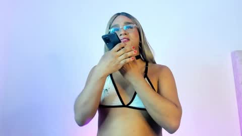 Snapshot of karla_dior chatting on January 23, 2025, 7:11 am DIOR online show from January 23, 2025, 7:11 am