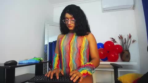 Snapshot of karla_dior chatting on February 25, 2025, 3:38 pm DIOR online show from February 25, 2025, 3:38 pm