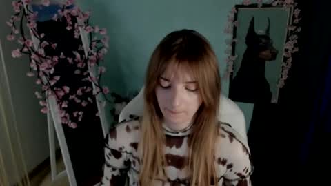 Karla online show from December 20, 2025, 8:10 am