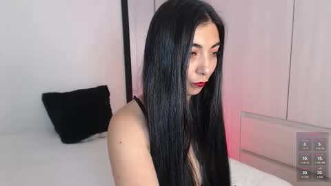 Karla  online show from November 4, 2025, 10:47 am