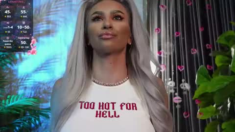 KarlaBart online show from November 10, 2025, 8:19 pm