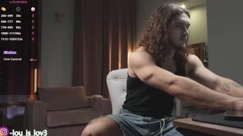 Karlos and Louis online show from October 7, 2025, 3:47 am