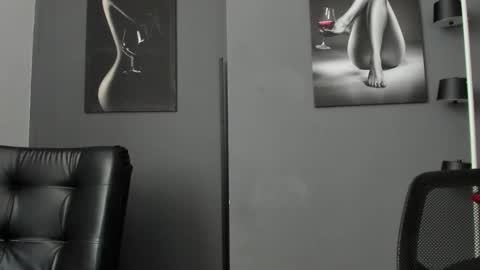   online show from February 9, 2026, 8:24 pm