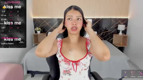 karol_cortes online show from April 27, 2026, 1:09 pm