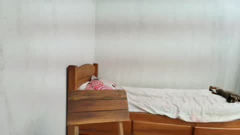    online show from February 20, 2025, 12:57 pm