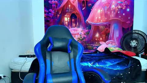    online show from October 30, 2025, 2:51 pm