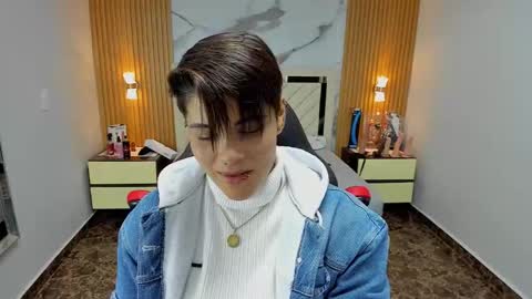 Karol and Luna online show from November 13, 2025, 7:35 pm