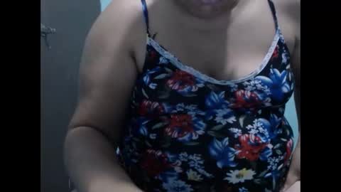 Snapshot of karolbb chatting on October 19, 2025, 10:38 am karolbb online show from October 19, 2025, 10:38 am