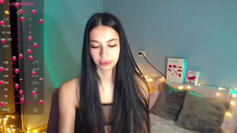 Kira online show from November 1, 2025, 1:51 am