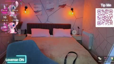Karolina online show from April 12, 2026, 1:32 am