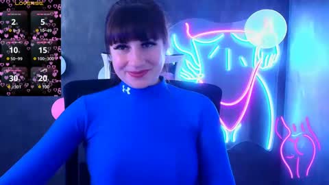 Caroline online show from March 11, 2025, 4:07 pm