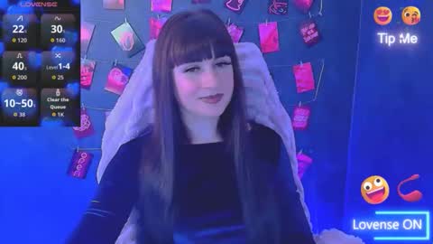 Snapshot of karolina_mia chatting on February 3, 2026, 1:27 pm Caroline online show from February 3, 2026, 1:27 pm