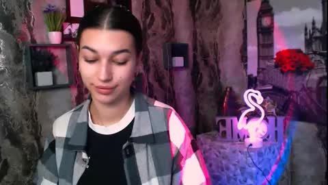 Karolina online show from October 21, 2025, 5:19 am