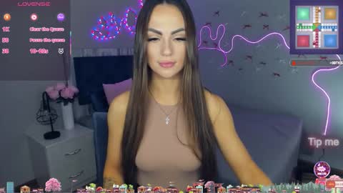 Karolina online show from February 11, 2026, 6:07 am