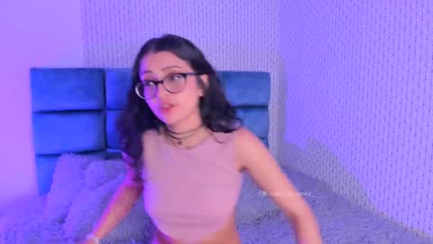 Snapshot of karoline_jones_ chatting on January 10, 2025, 12:38 am Karoline online show from January 10, 2025, 12:38 am