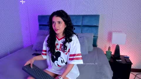 Karoline  online show from April 7, 2026, 8:31 pm