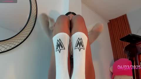 Karoline online show from March 6, 2025, 9:42 pm