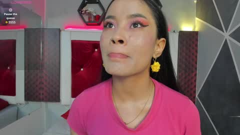 Snapshot of karoll014 chatting on January 4, 2025, 11:33 am Karol online show from January 4, 2025, 11:33 am