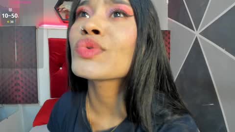 Snapshot of karoll014 chatting on January 13, 2025, 11:41 am Karol online show from January 13, 2025, 11:41 am