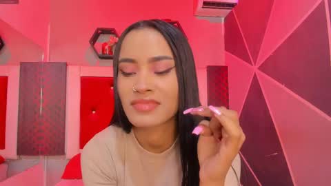 Snapshot of karoll014 chatting on October 3, 2025, 12:02 pm Karol online show from October 3, 2025, 12:02 pm