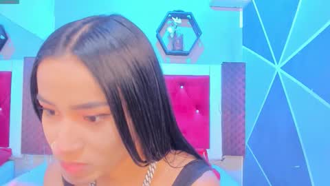 Snapshot of karoll014 chatting on October 11, 2025, 11:53 am Karol online show from October 11, 2025, 11:53 am